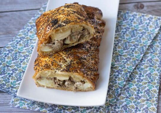 Tresse Feuilletée aux Oeufs dur au Thon et au fromage