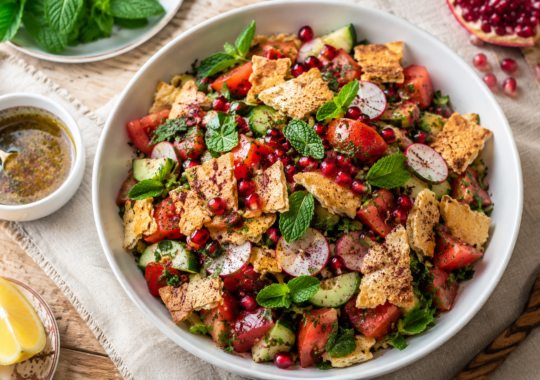 Fattouche libanais : la salade traditionnelle au sumac